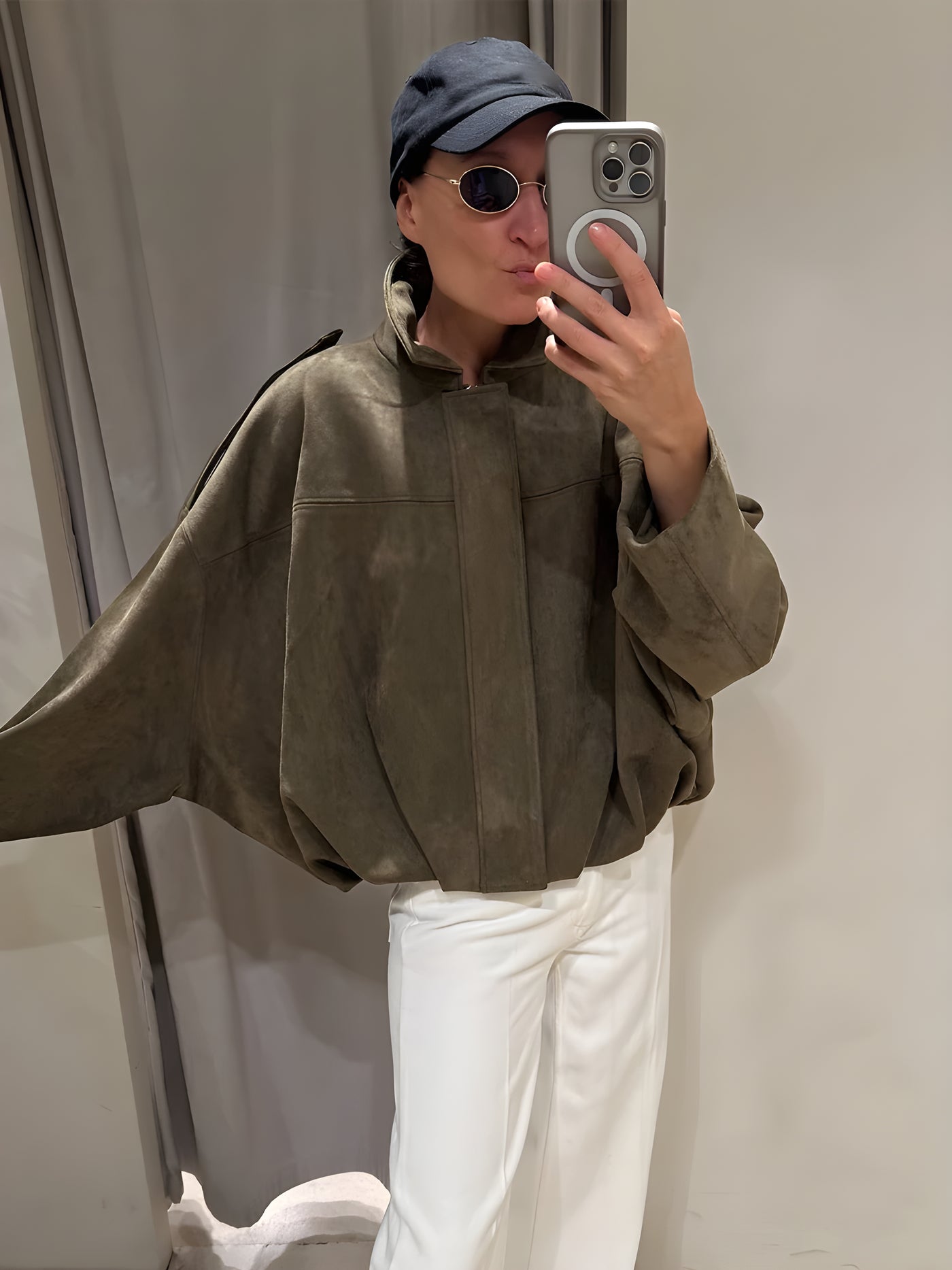 Alva – Glattes Wildleder Mantel