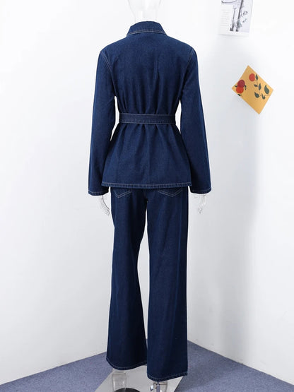 Ikonisk denimkostym