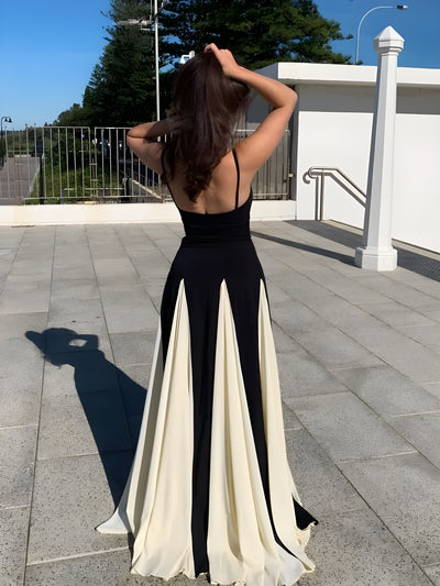ELVIRA NOIR – ELEGANTES KLEID