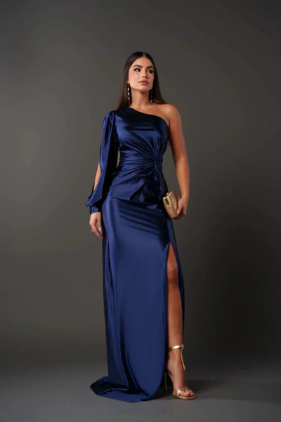 Araceli | Satiniertes Kleid mit einem Ärmel
